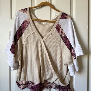 ENTROCasual Beige Waffle Knit V-Neck Top with Pink Floral Trim